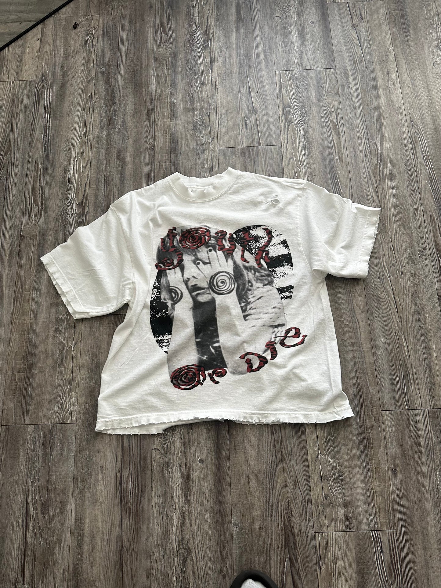 YOUTH OR DIE DROP SHOULDER DISTRESSED TEE